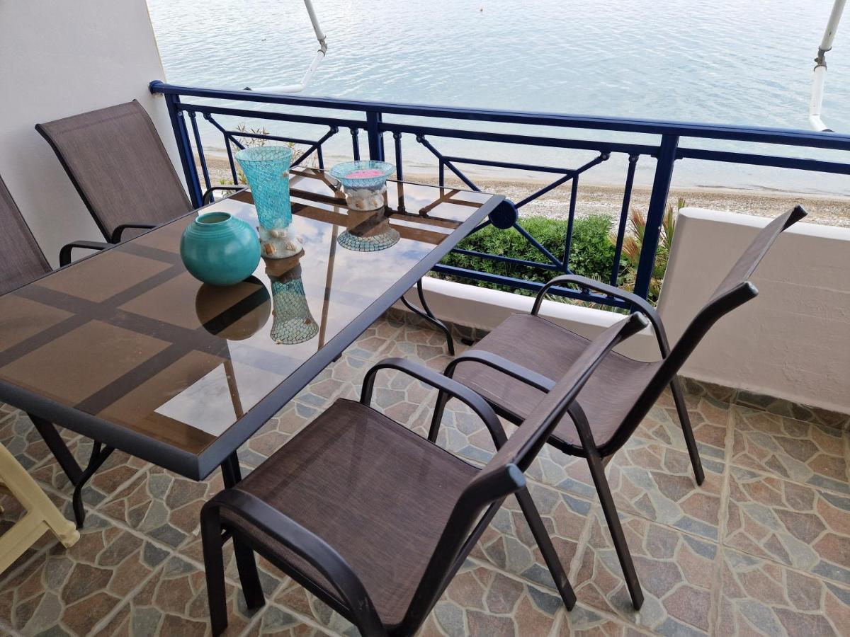Korinthian Sea View Apartment Nerantza Ngoại thất bức ảnh